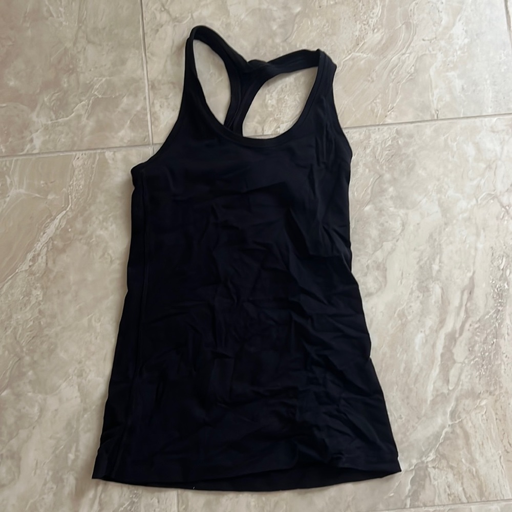 Lululemon size 4 tank